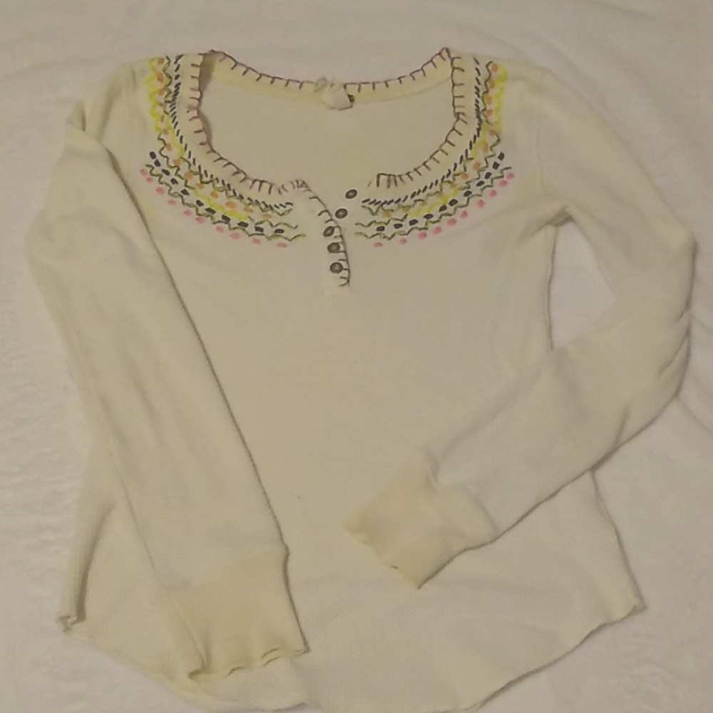 Long sleeve embroidered henley